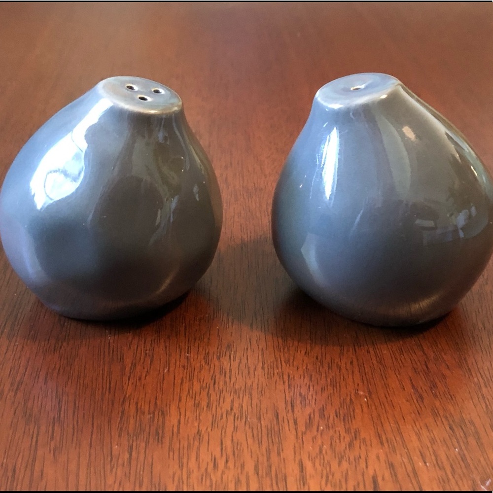 SALE! Funky S & P Shakers - Grey Ceramic